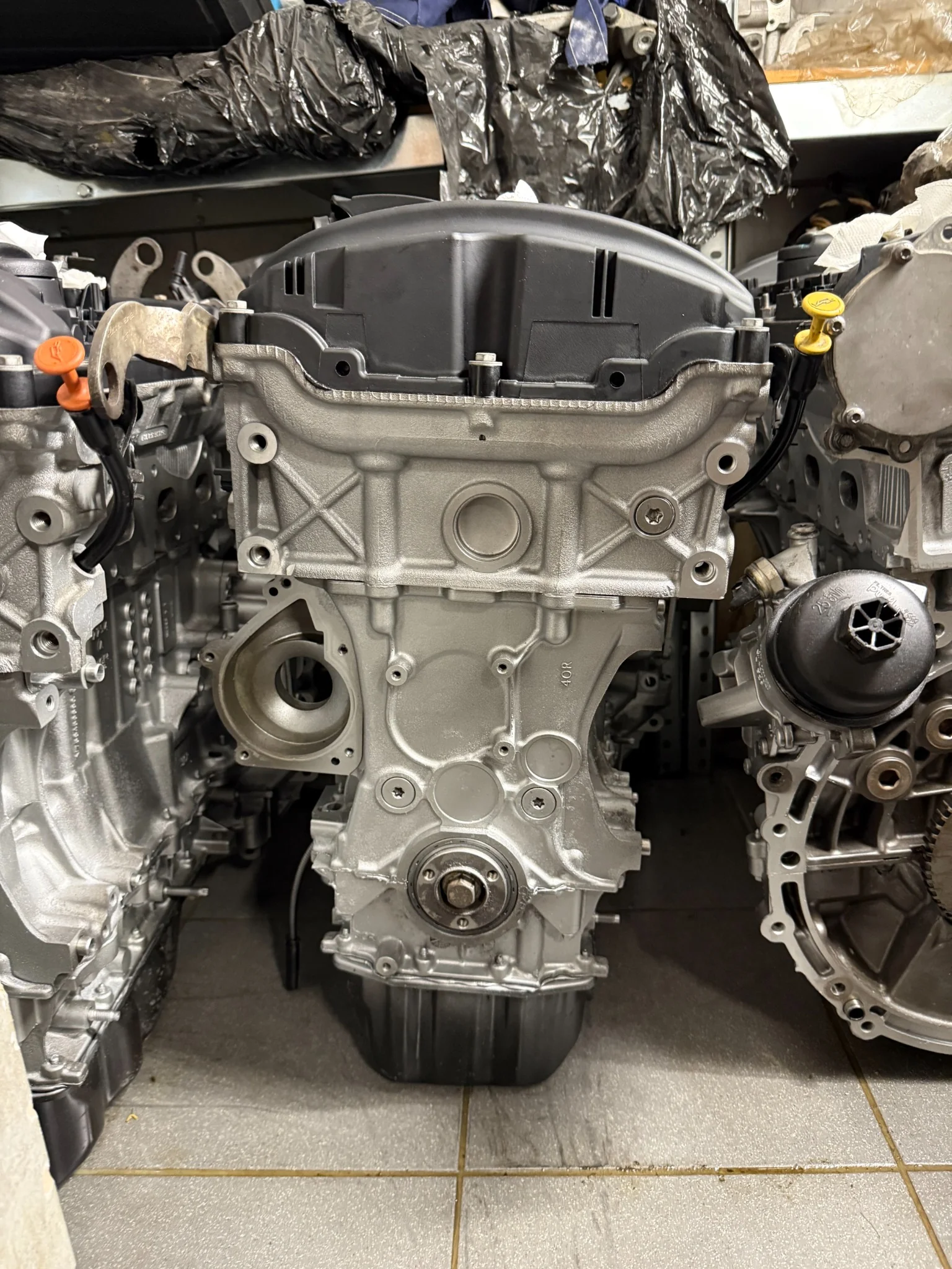 Widok czołowy silnika po kapitalnym remoncie, gotowego do montażu – Magnes-Decor-Moto regeneracja i naprawa silników.